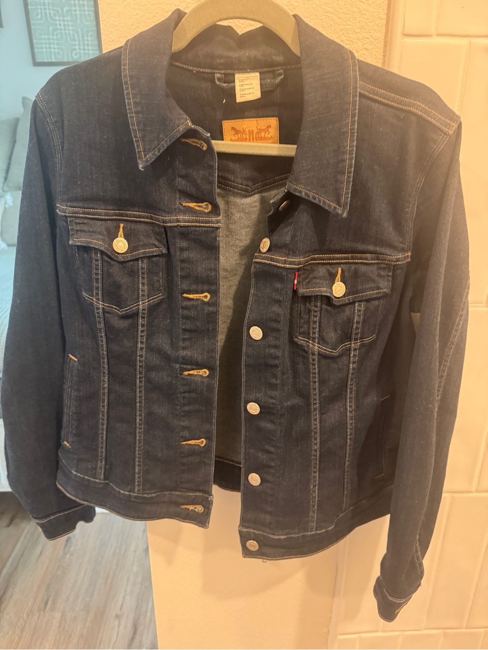 Women’s Levi’s original trucker jacket